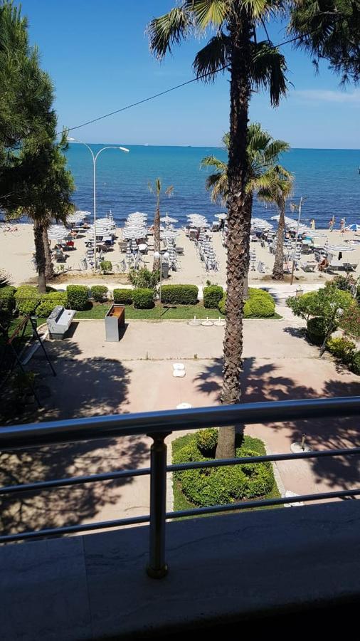 גולם Mali I Robit Beachfront Apartment מראה חיצוני תמונה